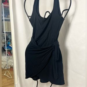 Aritzia Wilfred Saturn Wrap Dress